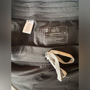 Figs Technical Scrub Pants, Black, Size M